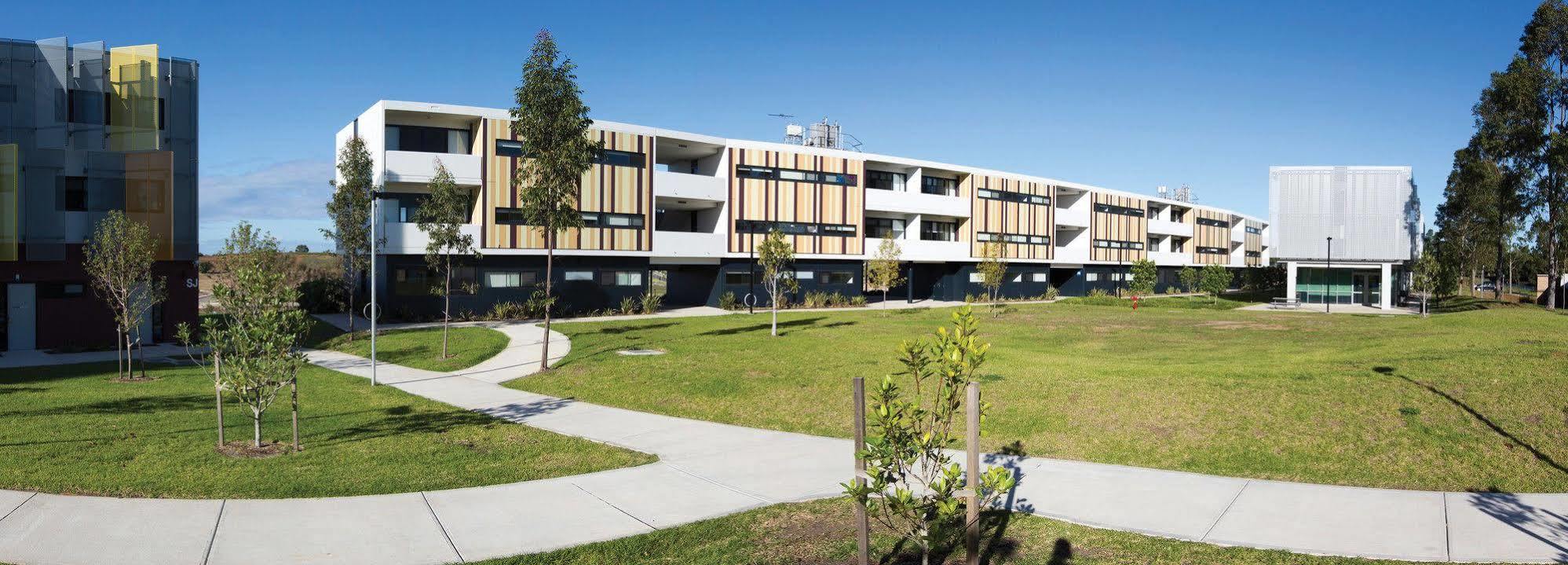 Western Sydney University Village - Penrith Exteriör bild
